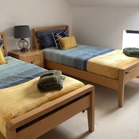 Апартаменты Telford Escape Элгин Экстерьер фото